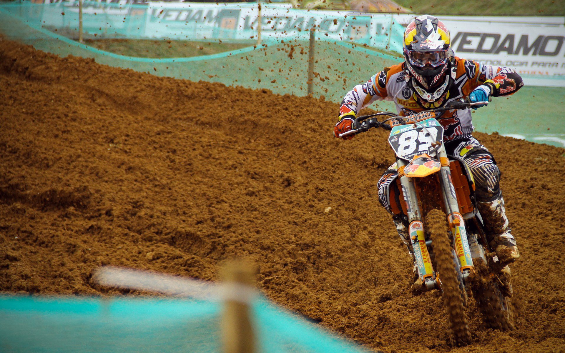 萨拉赫连续七场比赛得分超过惊险取胜，RNG挑战极限！